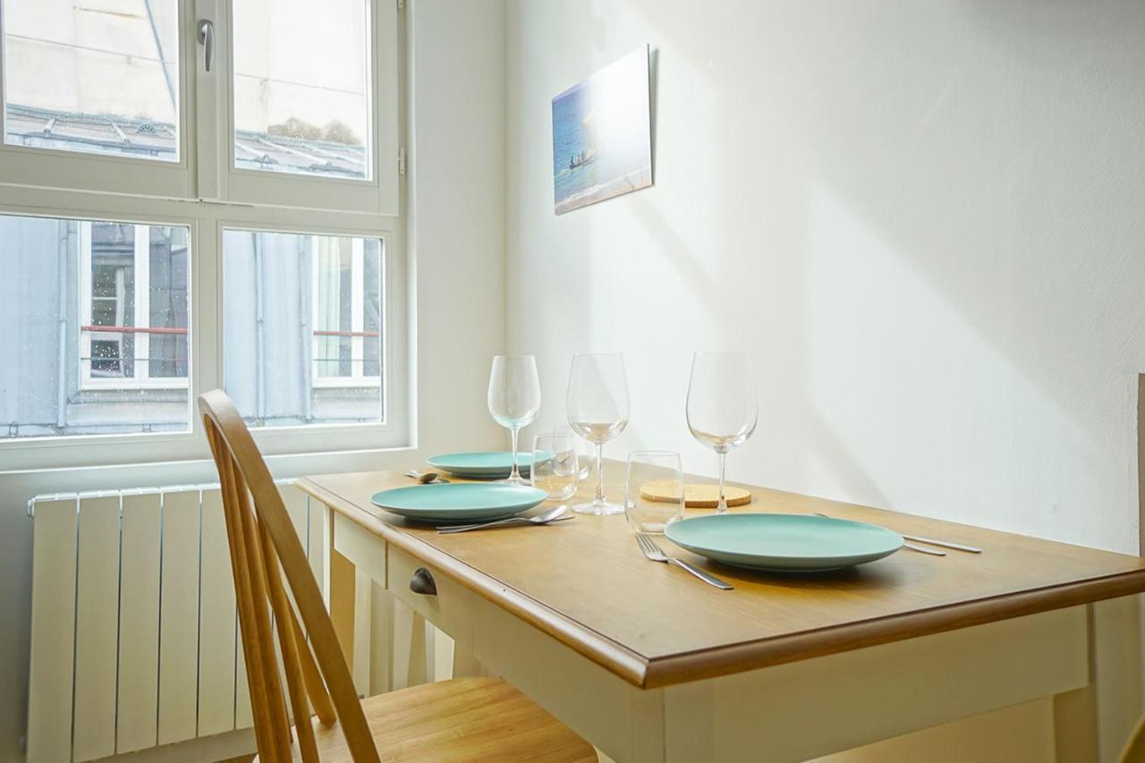 Beautiful Bright Apartment Near The Marais Paris Luaran gambar